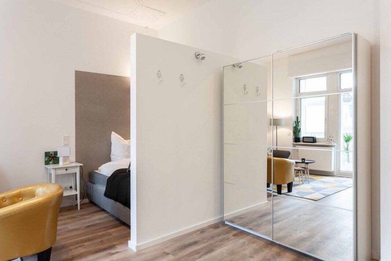 2 Zimmer Wohnung möbliert in Frankfurt Rödelheim – Frankfurt am Main – Vorschaubild 4