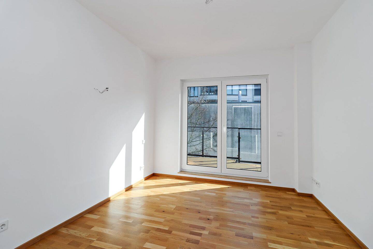 Exklusives Wohnerlebnis im Penthouse: Aufzug, Südterrasse & Tiefgarage – Berlin – Vorschaubild 7