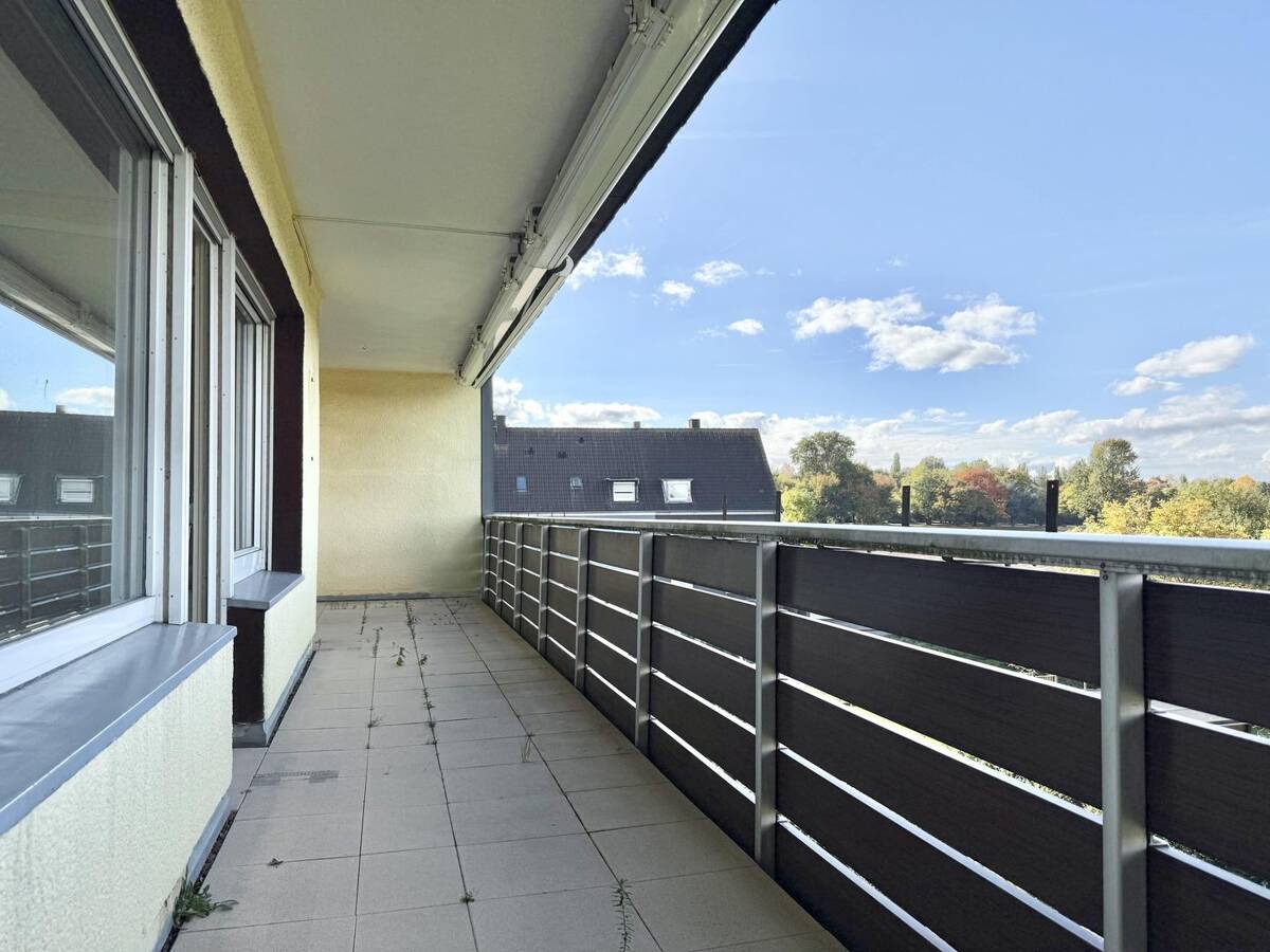 4 Zimmer mit 11-Meter Loggia in Lütgendortmund – 44388 Dortmund – Bild 1 von 9