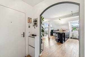 Charmante 2-Zimmer-Maisonettewohnung mit Altbauflair und ruhiger Lage in der Maxvorstadt – 80335 München – Vorschaubild 5