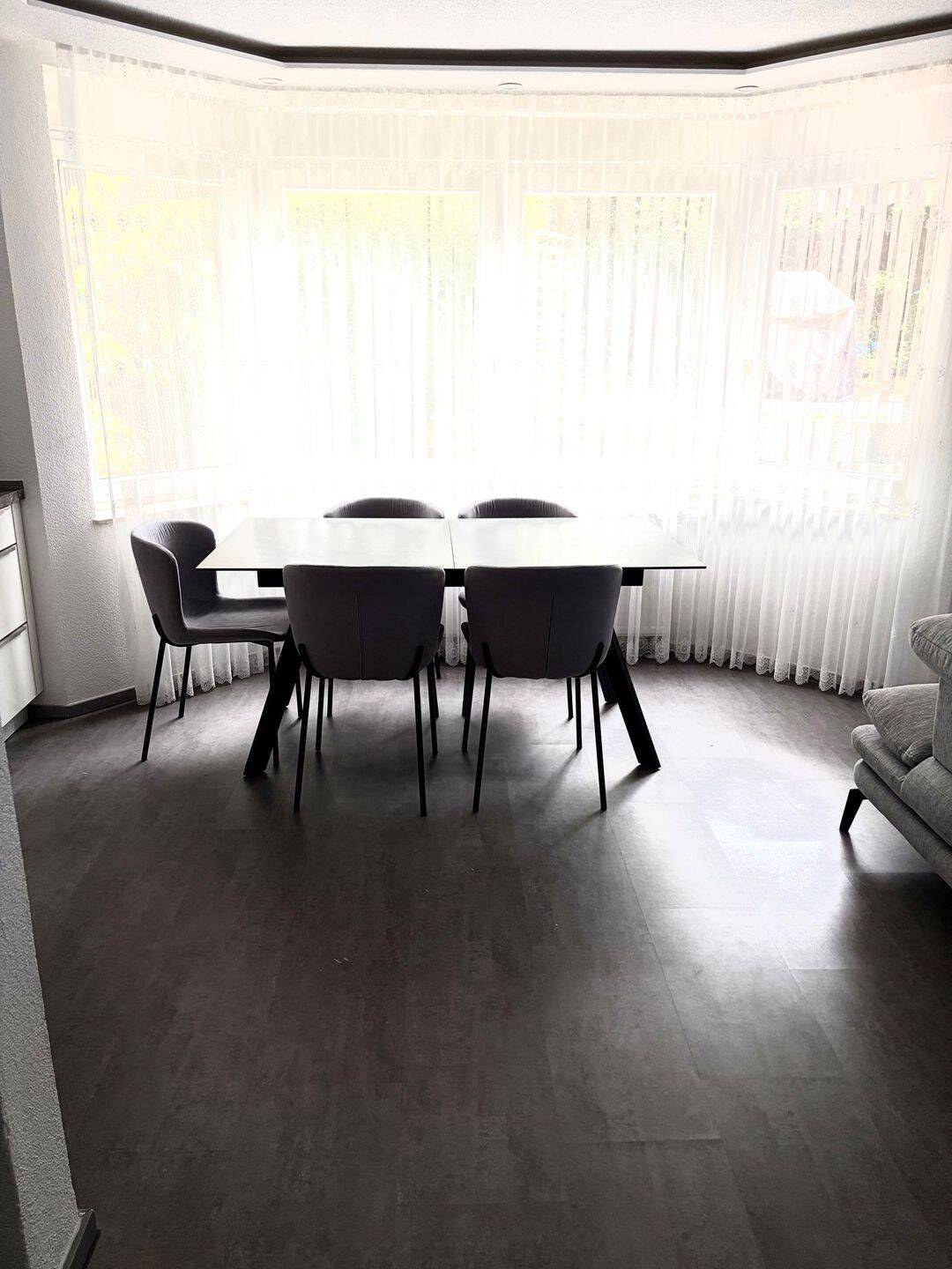 Kernsanierte 3-Zimmer-Wohnung mit Terrasse, Garten & Wärmepumpe – Energieklasse A – Pforzheim – Vorschaubild 4