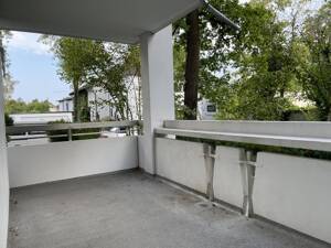 FREI! Renovierungsbedürftige Wohnung Nahe Zentrum und Bahnhof – 82131 Gauting – Vorschaubild 5