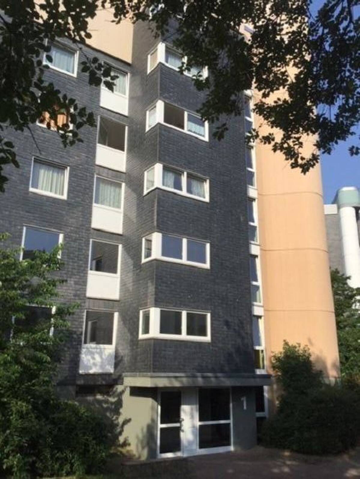 Schöne Wohnung: weitläufige 3-Zimmer-Wohnung – 53119 Bonn – Bild 1 von 8