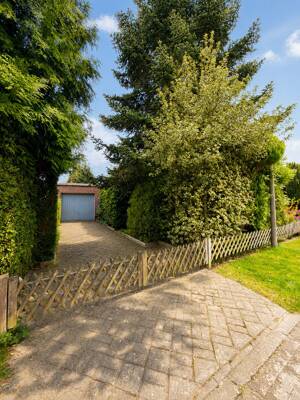 RESERVIERT: Ein Zuhause zum Wohlfühlen - mit viel Platz und traumhaftem Garten – 26125 Oldenburg – Vorschaubild 2