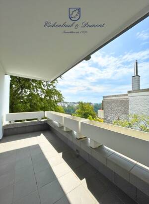 Luxuriös sanierte 3-ZKB mit EBK, 2 Balkonen + Garage mit Panoramablick – 66119 Saarbrücken – Vorschaubild 9