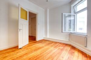 DREAMHOUSE Immobilien: Großzügige Altbauwohung mit viel Charme – 22769 Hamburg – Vorschaubild 4