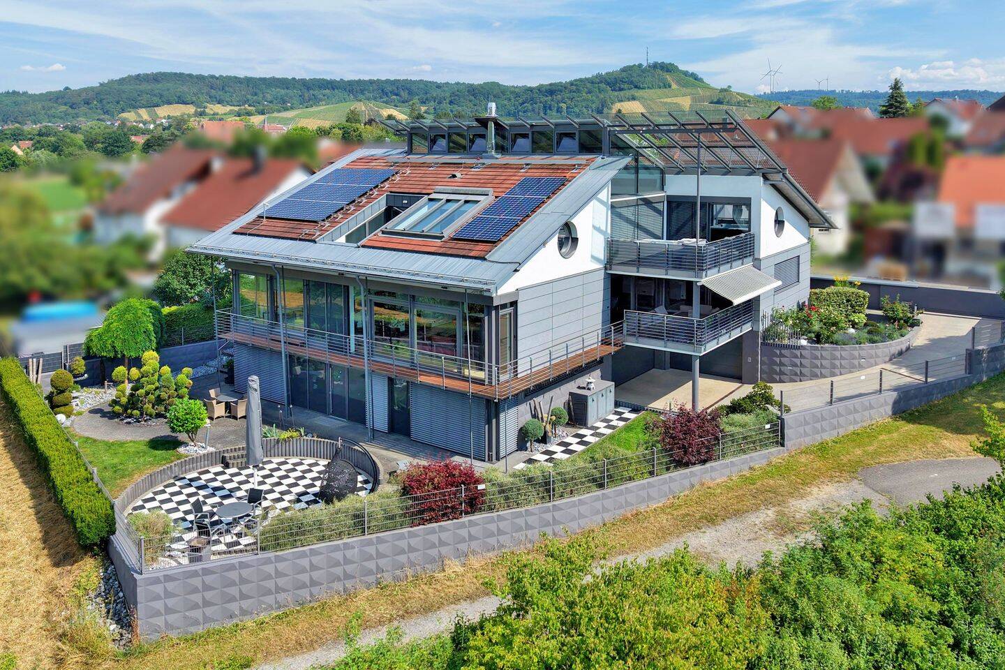 Atriumvilla mit Weitblick, Privatsphäre und außergewöhnlichem Raumgefühl im Heilbronner Land