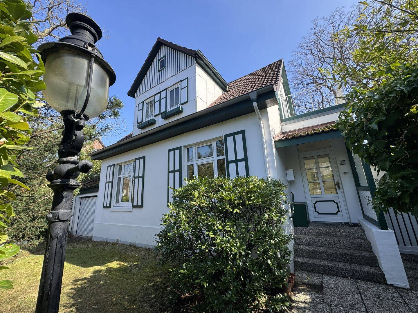 Seltene Gelegenheit in Marienthal: Grundstück mit Einfamilienhaus in Parknähe