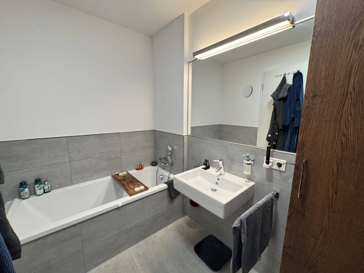 Villenviertel: Moderne 2-Zimmerwohnung mit Balkon & Tiefgarage – Magdeburg – Vorschaubild 9