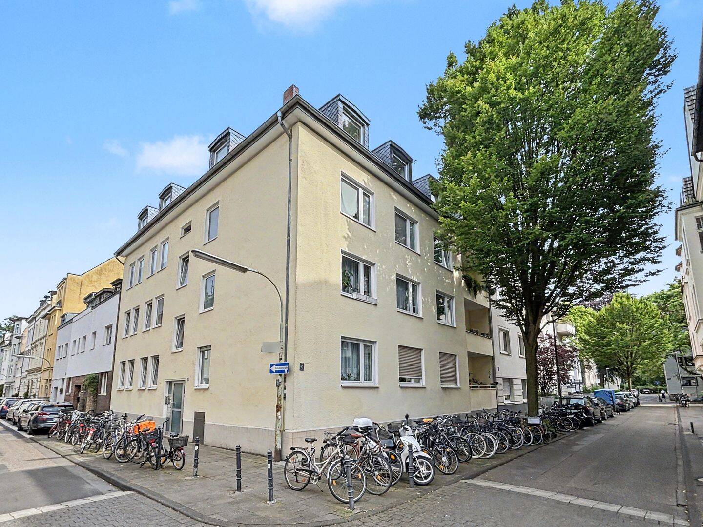 Top gepflegte 2-Zimmer-Wohnung in beliebter Lage von Köln-Nippes