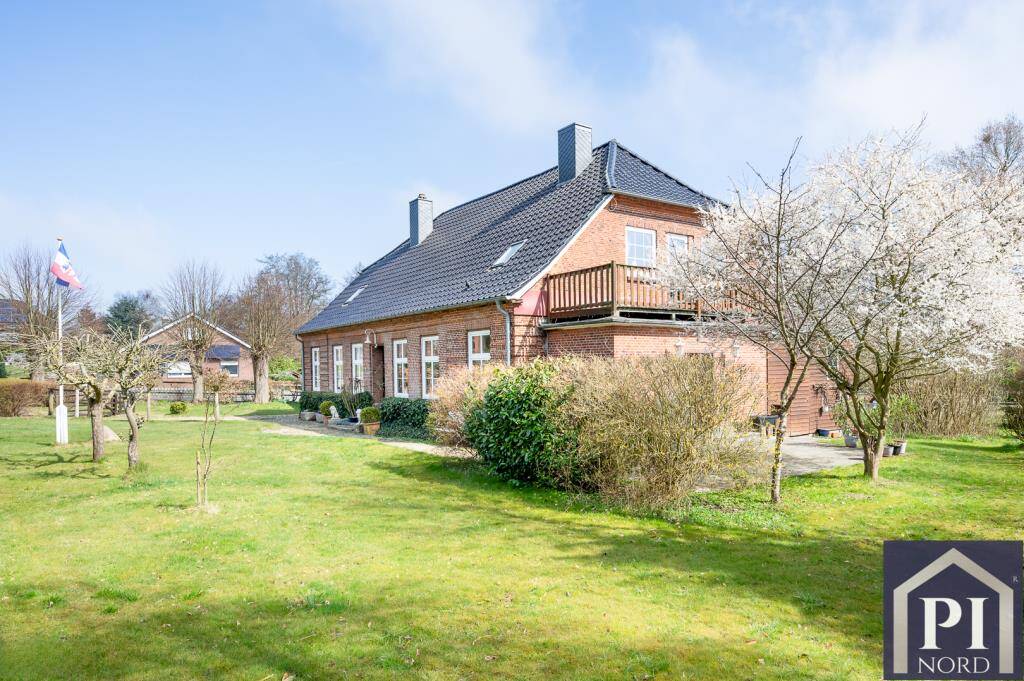 Landhausidylle nahe der Ostsee mit vielseitig nutzbarem Nebengebäude – Köhn – Bild 1 von 9