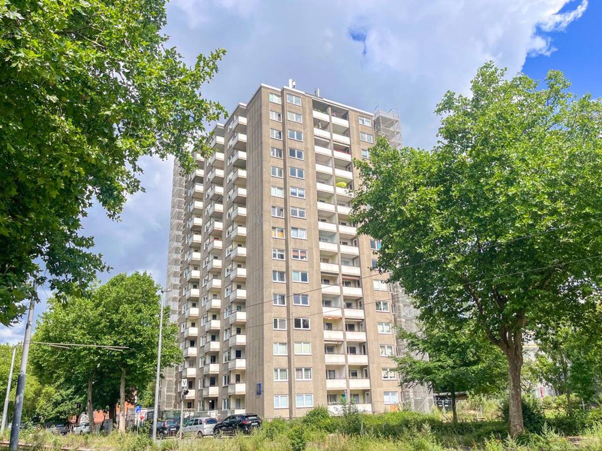 Gepflegte 3-Zimmer-Wohnung mit Loggia! – 28213 Bremen – Bild 1 von 9