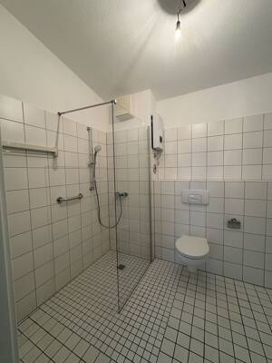 Im besten Alter eine Wohnung bei VIVAWEST - Wohnen ab 60. – 51145 Köln – Vorschaubild 8