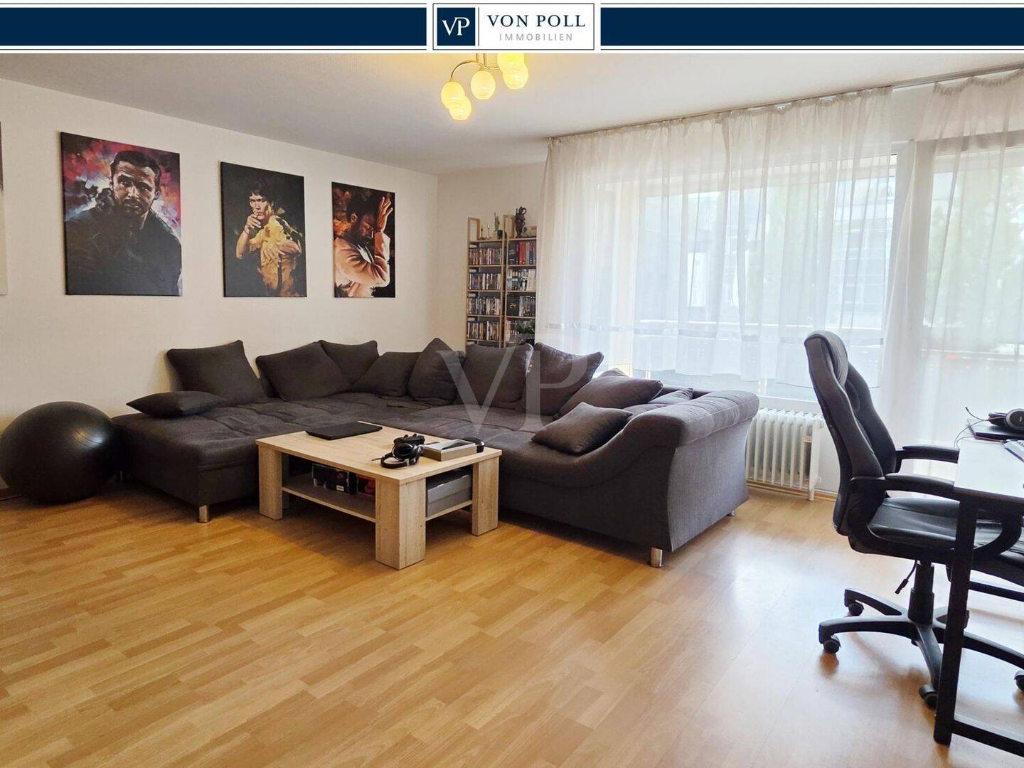 VON POLL - BAD HOMBURG: Kapitalanleger aufgepasst - Vermietete, zentrale 2 Zimmer Wohnung mit Balkon
