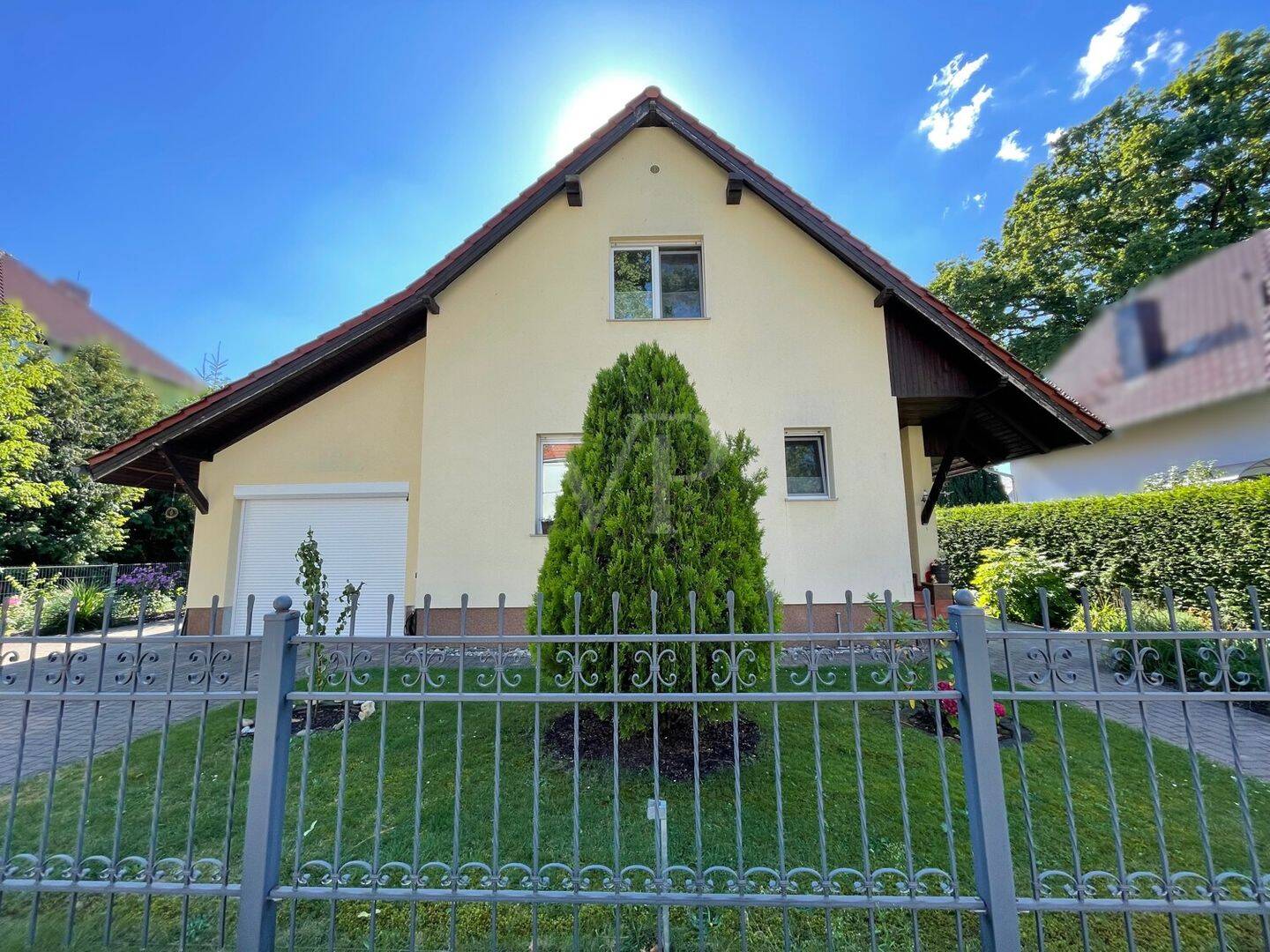 Stilvolle Wohnidylle - ruhige Lage, beste Anbindung, gemütlicher Wintergarten – Schöneiche bei Berlin – Bild 1 von 9