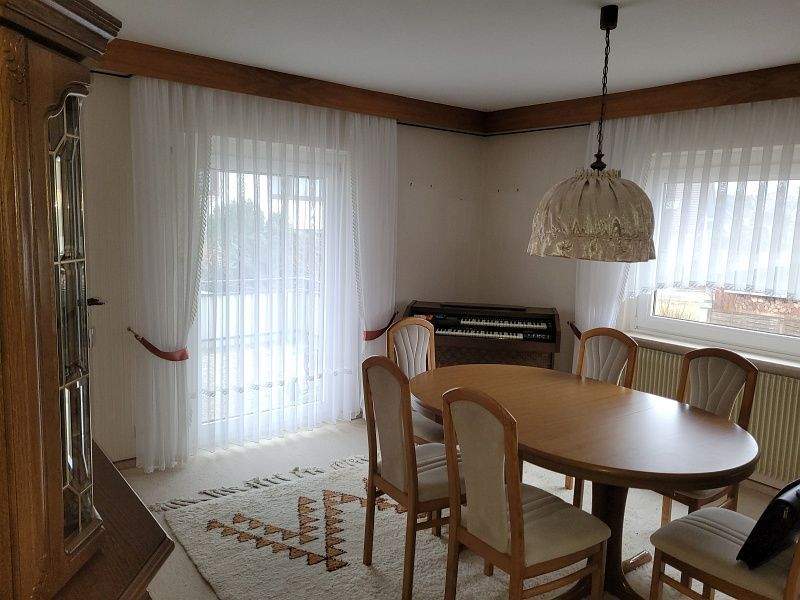 Ihr neues Eigenheim mit sonniger Terrasse, großem Garten und Platz für die ganze Familie – Albstadt – Vorschaubild 5