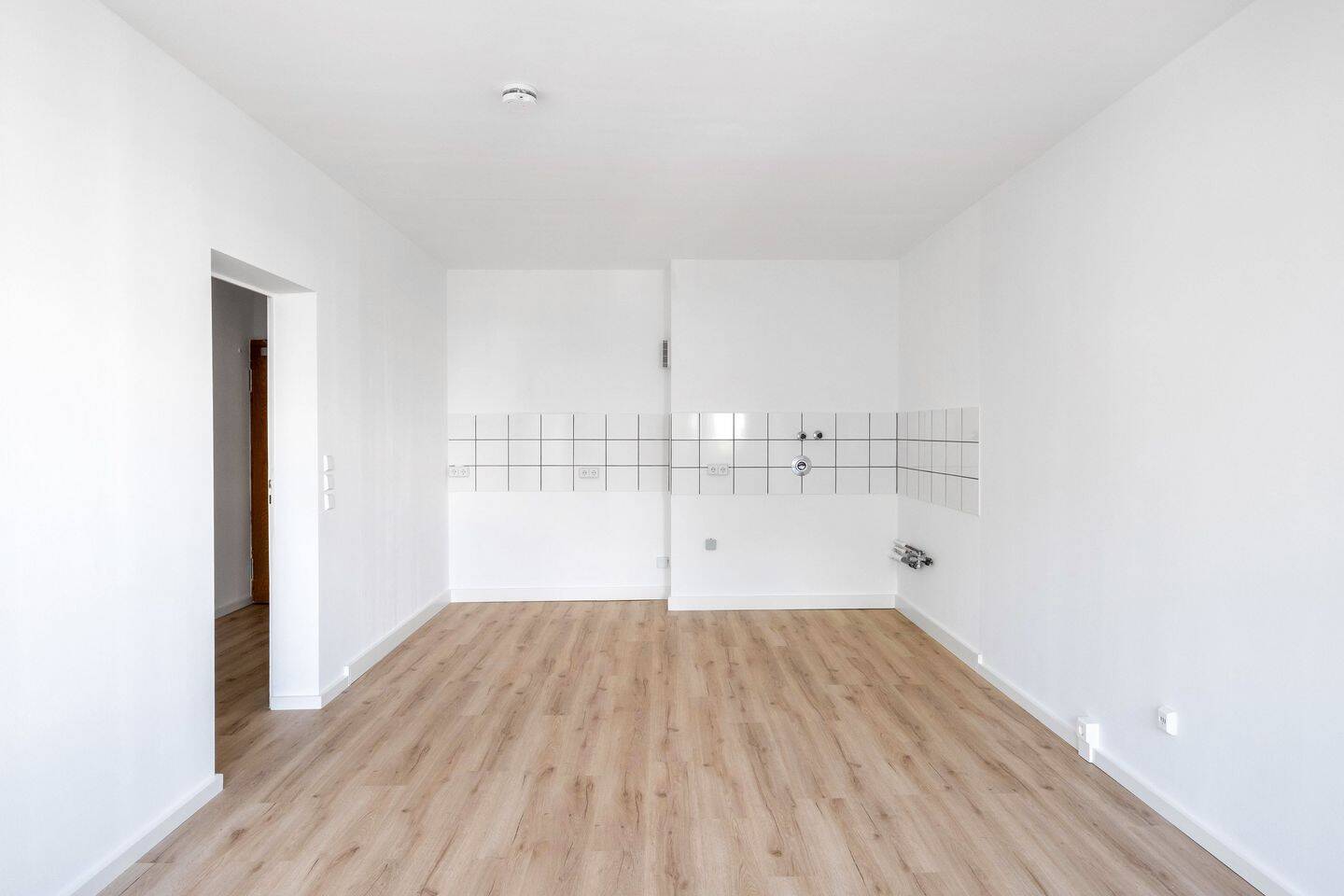 Ruhige 2-Zimmer-Wohnung mit Blick ins Grüne in zentraler Lage – Berlin – Vorschaubild 3