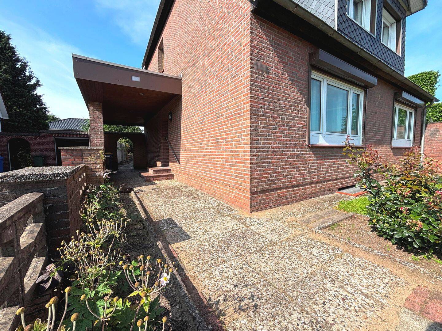 Renovierungsbedürftiges EFH mit Einliegerwohnung auf parkähnlichem Grundstück in NMS – Neumünster – Vorschaubild 5