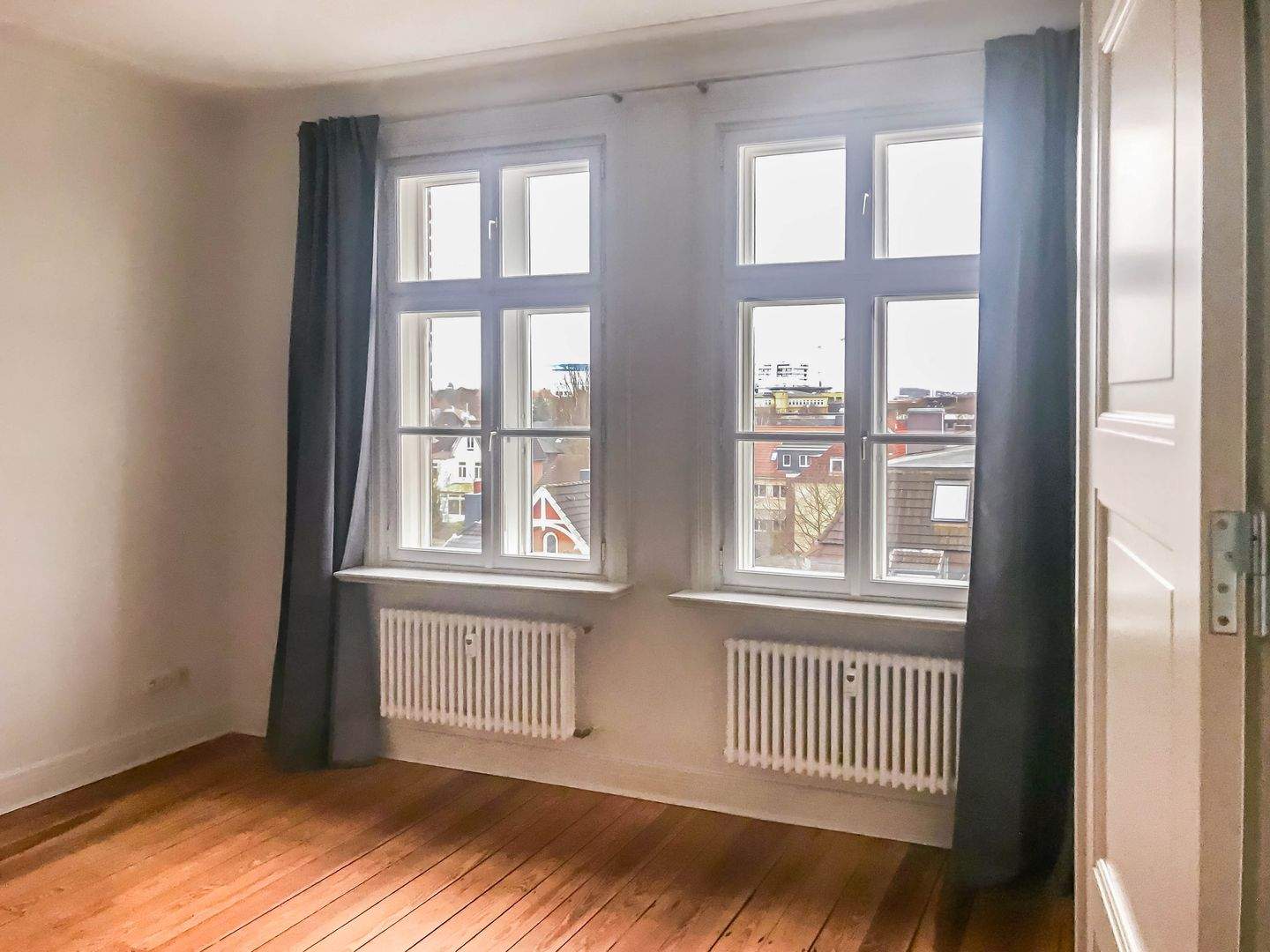 Wohnung mit viel Altbauflair und drei Balkonen in Düsternbrook – Kiel – Vorschaubild 8