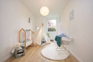 Modernisierte 4-Zimmer-Eigentumswohnung mit Loggia in ruhiger Wohnlage – 26131 Oldenburg – Vorschaubild 8