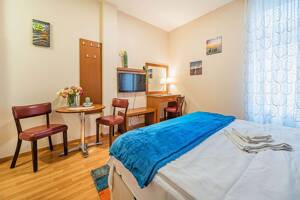 Modern eingerichtete 1-Zimmer-Wohnung in zentraler City-Lage – 60313 Frankfurt am Main – Vorschaubild 3