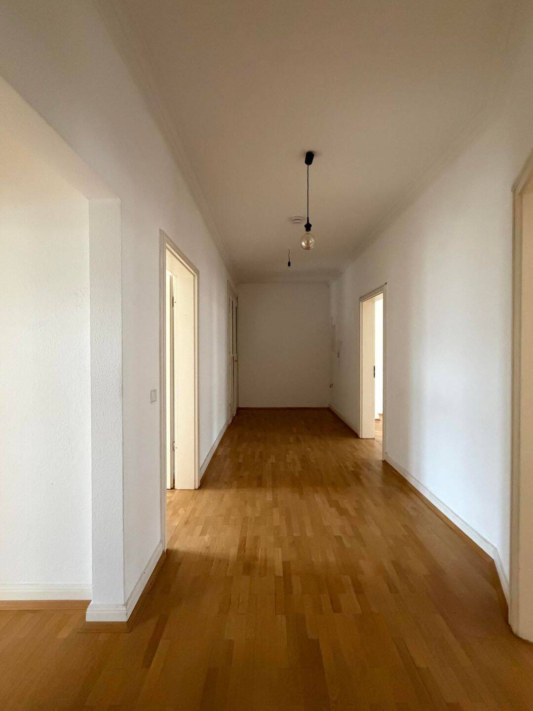 Zentrum-Ost...Sonnige und große 3-Raum-Wohnung mit Flair!