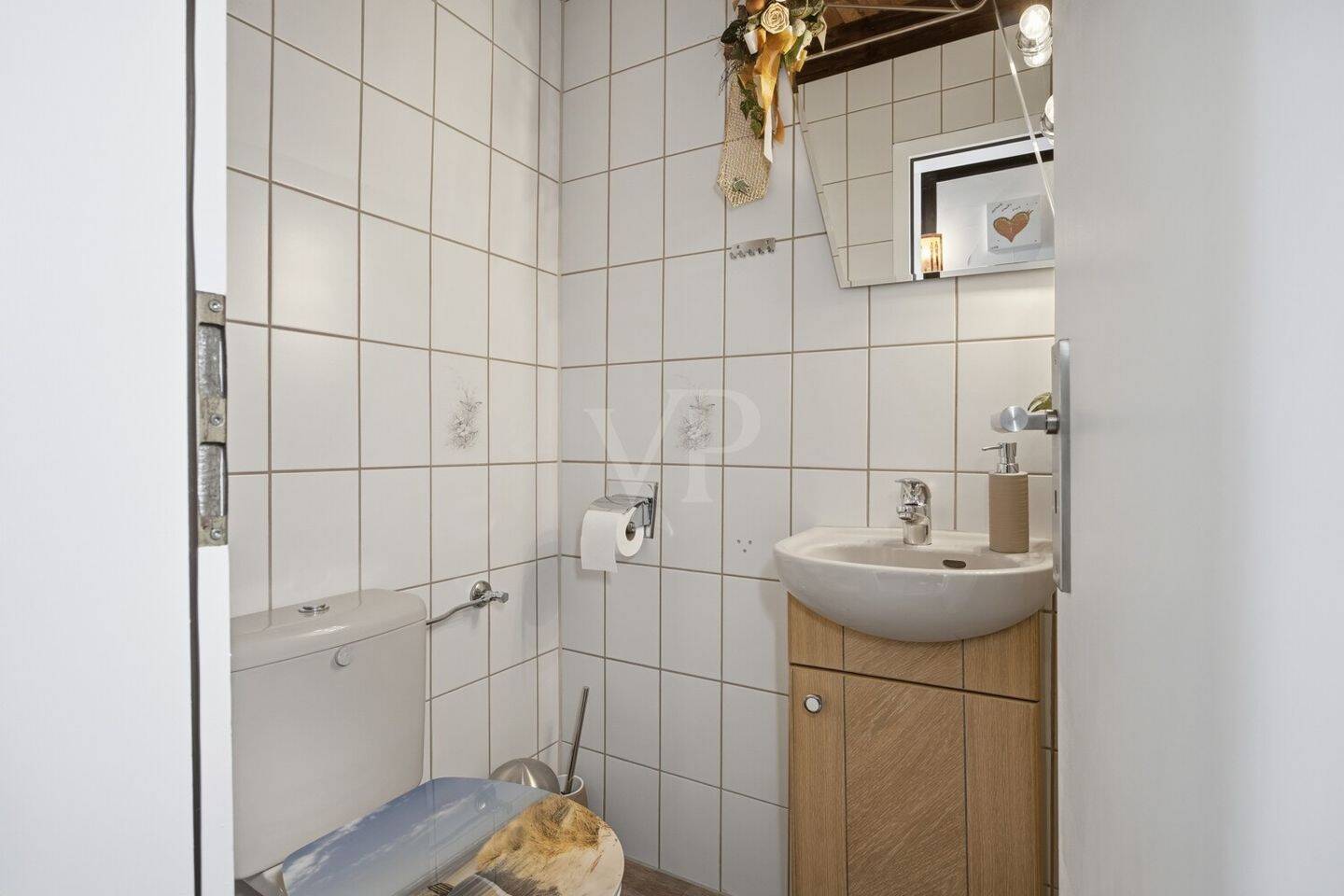 Großzügiges Wohn- & Geschäftshaus in Nordseenähe - Wohnen und Arbeiten im modernen Split-Level-Stil – Butjadingen – Vorschaubild 6