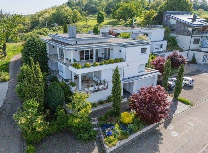 Villa im Bauhausstil