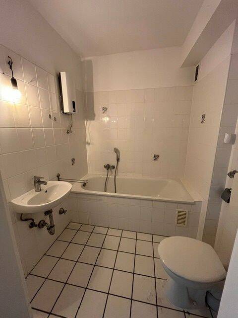 Helle 2-Zimmer-Wohnung mit Balkon in bester Lage von Essen-Rüttenscheid – Essen – Vorschaubild 8