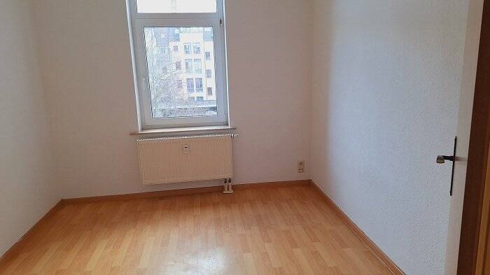 Wohnen Sie doch unfweit vom Zentrum - 3 Raumwohnung für den schmalen Taler – Chemnitz – Vorschaubild 8