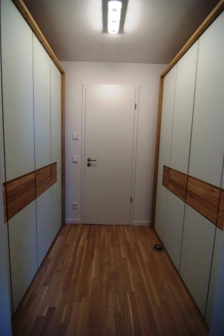 Sehr gepflegtes und hochwertig möbliertes Penthouse - provisionsfrei - Dachgarten, Tiefgarage – München – Vorschaubild 8