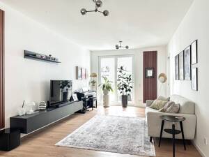 Großzügiges Raumkonzept trifft urbane Ikone: PURE LIVING an der East Side Gallery