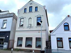 VEGESACK-CITY! Freistehendes, großes 2-Familien-Jugendstilhaus mit Stuck-Fassade in ruhiger Wohnlage