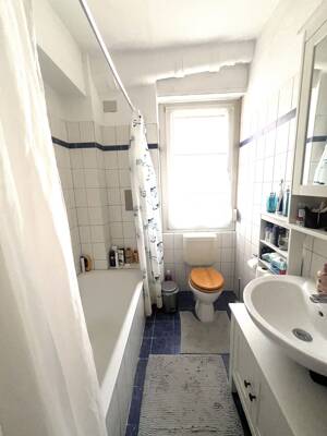 Helle 2 Zimmer Altbauwohnung im schönen unteren Frauenland – 97074 Würzburg – Vorschaubild 3