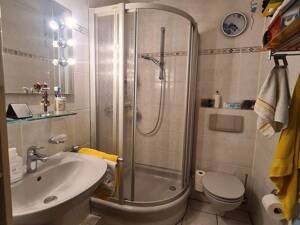 Attraktive 2-Zimmer-Wohnung mit Innenhofbalkon in guter Lage. – 51149 Köln – Vorschaubild 5
