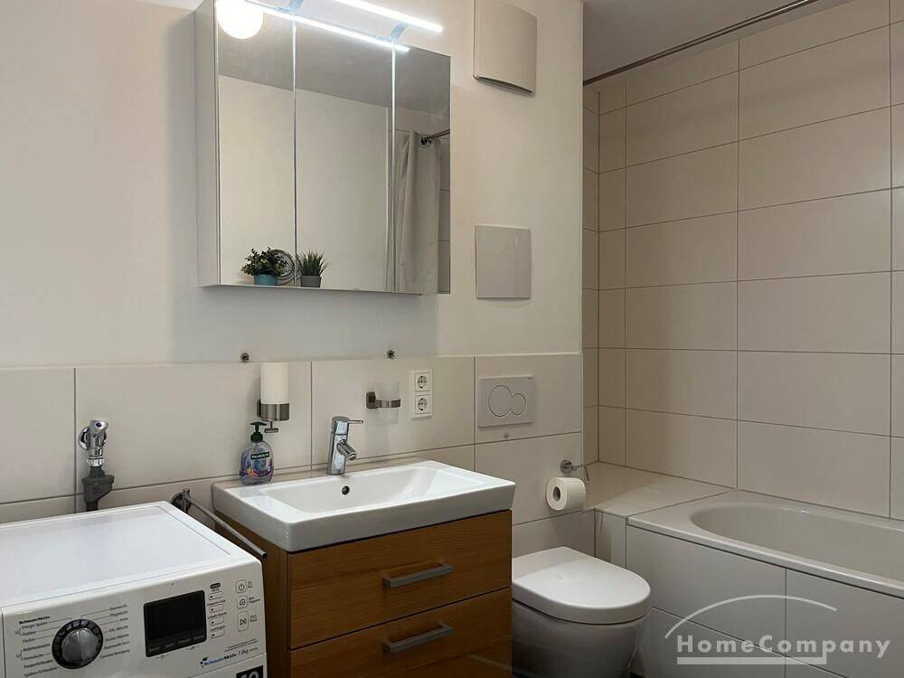 Schöne, möblierte 2-Zimmer-Wohnung mit Loggia in München-Giesing – München – Vorschaubild 6