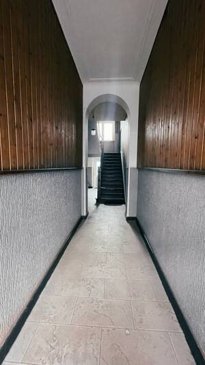 Herrschaftlicher Altbau mit Hofdurchfahrt und Stellplätzen – 40545 Düsseldorf – Vorschaubild 3