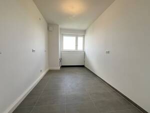 Herrliche Aussichten nicht nur vom Balkon! Modernisierte 3 Zimmer + modernes Bad mit Dusche + Aufzug – 50968 Köln – Vorschaubild 9