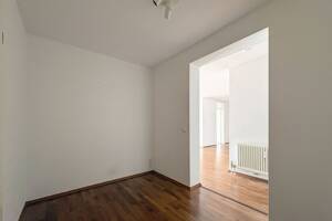 - Schöne Terrassenwohnung mit besonderem Charme - 2,5-Zimmer-Wohnung zum Wohnen oder Vermieten – 70597 Stuttgart – Vorschaubild 4