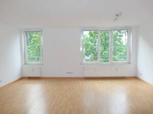 Ab Mitte September 2026: Singlewohnung im Waldschlösschenareal * neuer Laminatboden wird verlegt