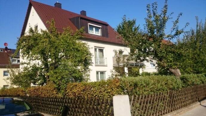 2-Zimmer Dachgeschosswohnung in Nürnberg – Nürnberg – Vorschaubild 2