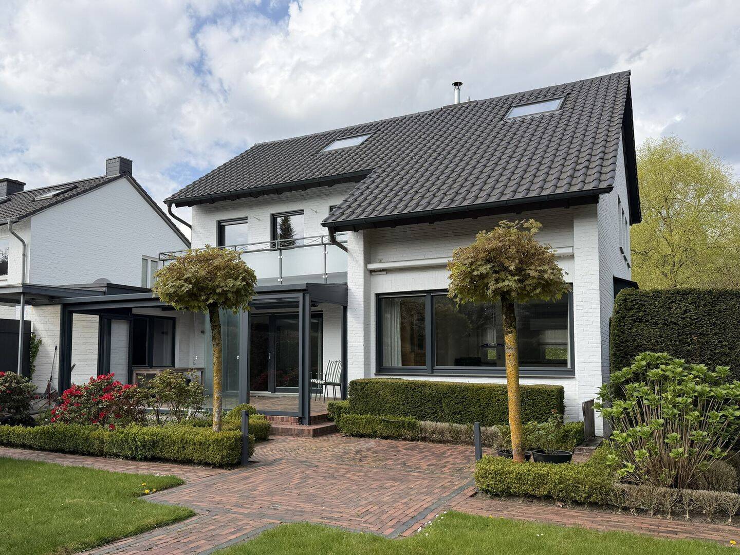 Modernisiertes Einfamilienhaus mit großzügigem Garten im Universitätsklinikviertel – Münster – Vorschaubild 3