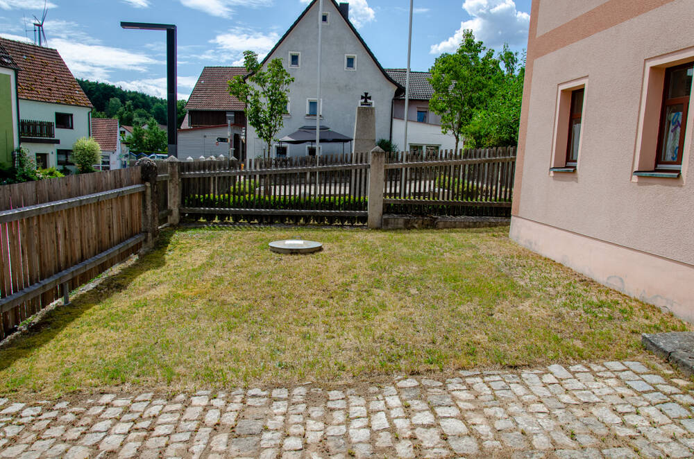 Charakterstarkes Wohnhaus mit Geschichte - ehemaliges Gemeindehaus, sofort einziehen – Königstein – Vorschaubild 5