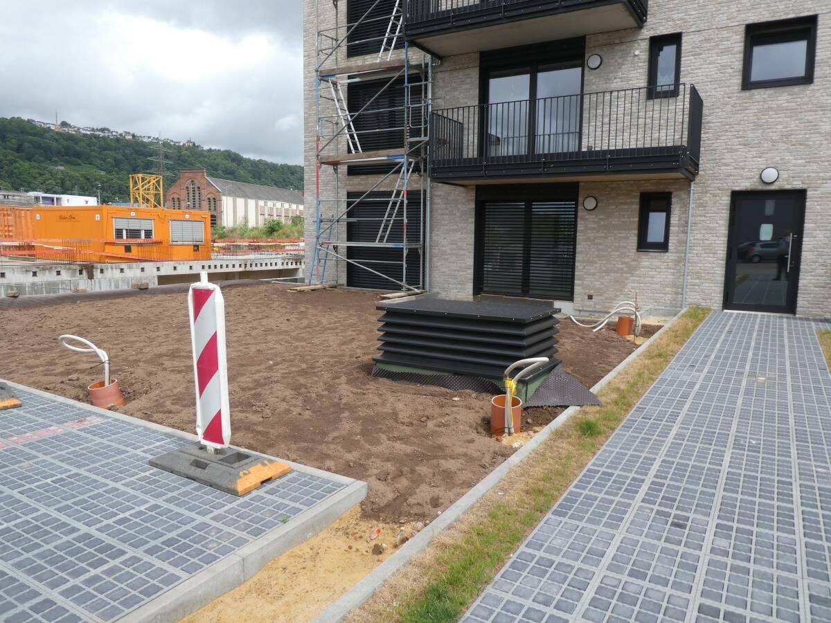 Moderne barrierefreie Wohnung mit Garten im KFW 40 Energiesparhaus mit Topanbindung Luxemburg – Trier – Vorschaubild 6