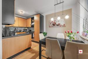 Charmante Eigentumswohnung mit großzügigem Wohnbereich, Loggia und Doppelstellplatz! – 81243 München – Vorschaubild 5