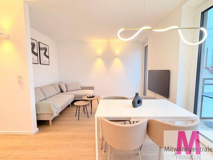 Exklusive, möblierte 4-Zimmer Designwohnung mit Flair und Balkon