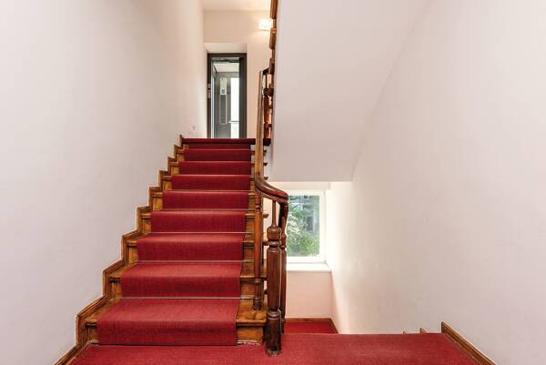 Etagenwohnung in 10247 Berlin mit 118 m² kaufen