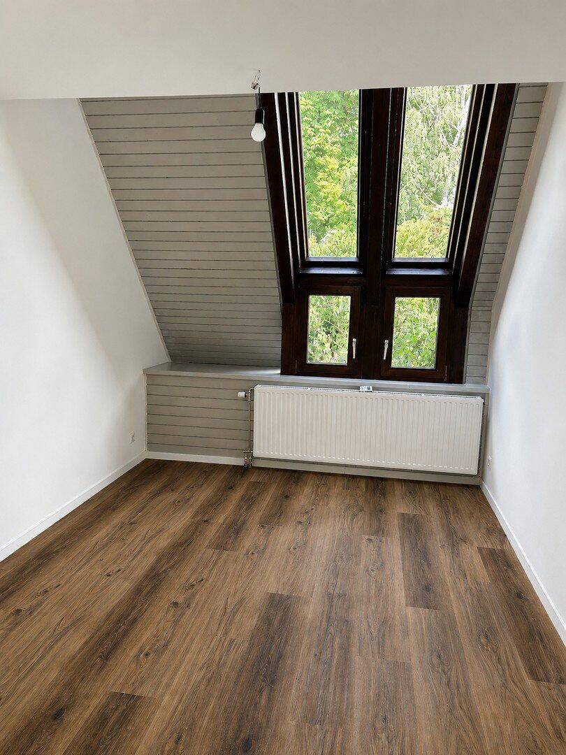Dachterrassenwohnung im Herzen von Böblingen - 4 Zimmer – Böblingen – Vorschaubild 8