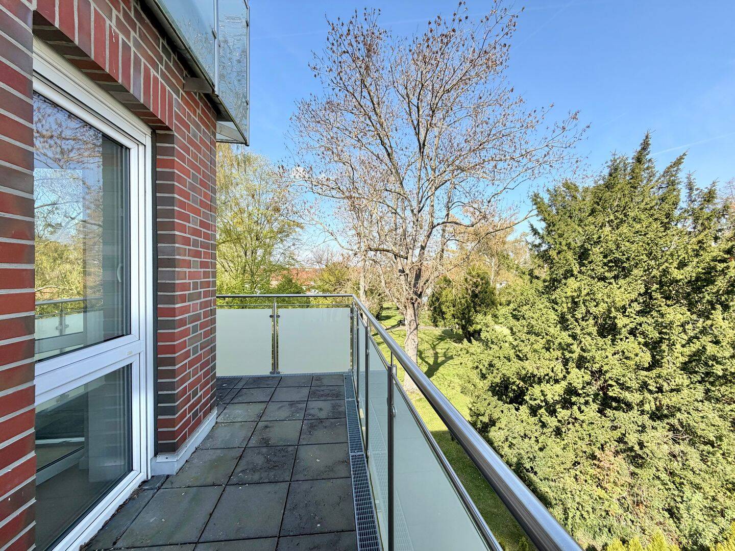Moderne + komfortable 2-Zimmer-Wohnung mit sonnigem Balkon & schönem Ausblick in guter Lage – Salzgitter – Vorschaubild 4