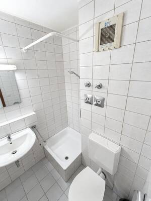 Möbliertes 1 Zimmer Apartment 1.OG, 23qm in Ludwigshafen zu vermieten – 67059 Ludwigshafen am Rhein – Vorschaubild 6